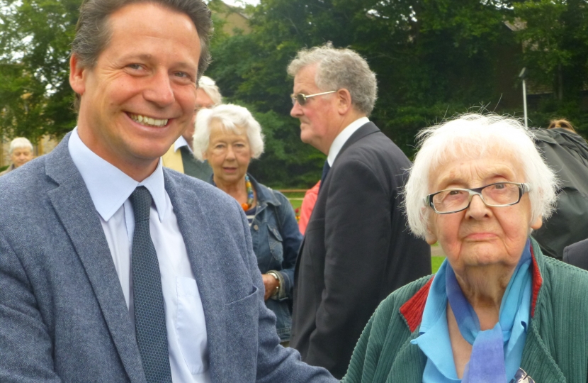 Nigel Huddleston MP and Iris Pinkstone at the Battle of Evesham 752nd anniversary