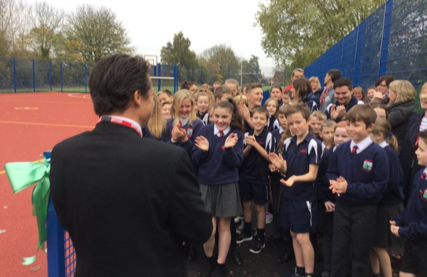 Nigel Huddleston MP with Westacre Middle School pupils