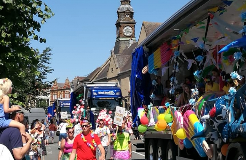 Evesham Carnival parade