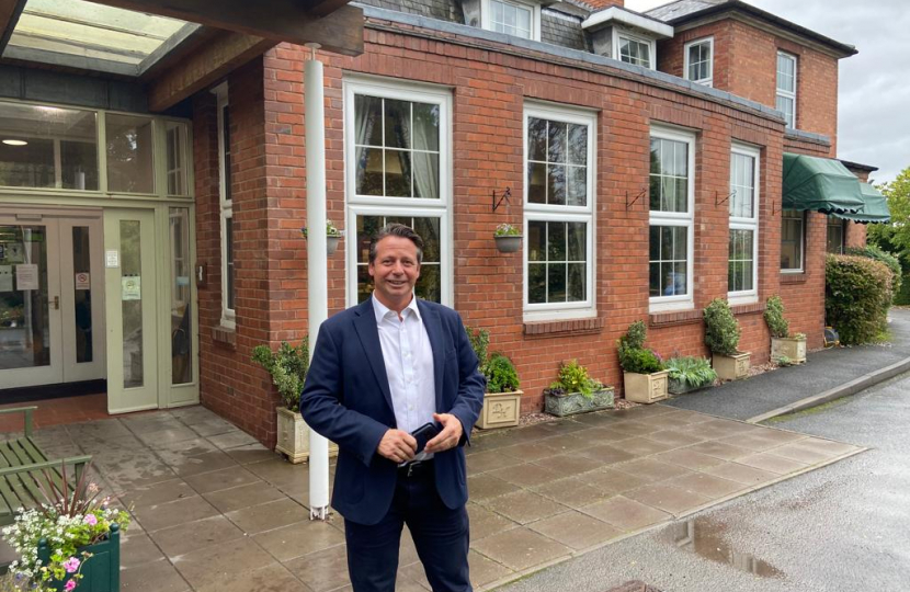 Nigel Huddleston MP visits Dorset House nursing home in Droitwich.